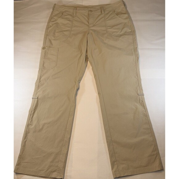 The North Face Women’s Mapleton Pants 16 NWOT Hiking Interchangeable Outdoors - Picture 1 of 11